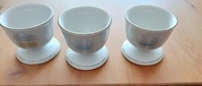 3 x Arzberg Eierbecher auf Fuß, Porzellan,  Gitter mit Farbtupfer * Vintage
