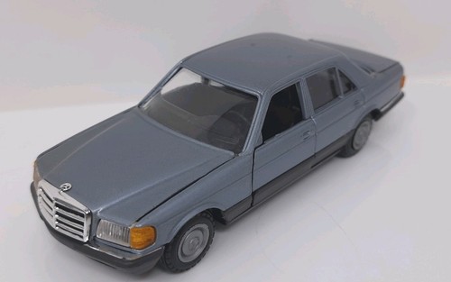 Mercedes benz nzg 200 - 1:35,
