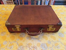 ? Diplomatenkoffer / Aktenkoffer aus Leder mit Dokumentenmappe ?