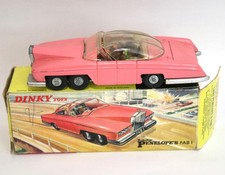 Dinky Toys Thunderbirds Lady