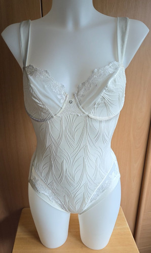 Bügelbody bodysuit mit spitze - bügelbody,