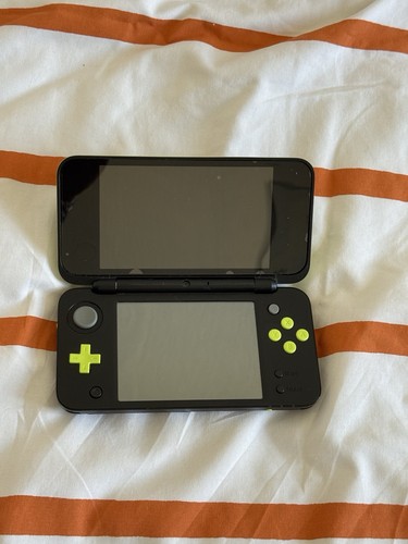 New nintendo 2ds xl - new,