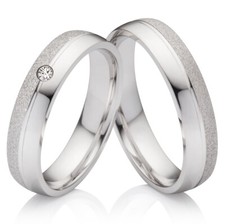 2 Eheringe Verlobungsringe aus