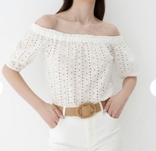 ? Bezaubernde Bluse MOHITO Gr. 38 40 M Weiß Lochstickerei NEU Carmenausschnitt