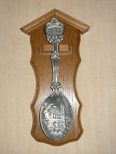 Frieling Zinn Jahreslöffel 1992 Rathaus Würzburg Löffel auf Eichenholz Z12