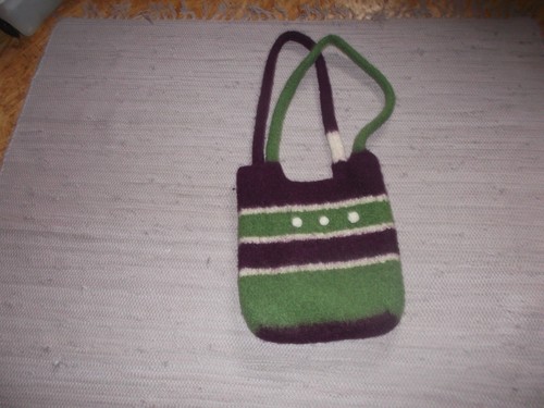 Kleine tasche gefilzt - kleine,
