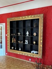 Wand Regal mit Goldenen