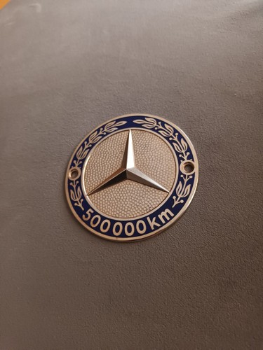 Mercedes benz 500 000 - mercedes,