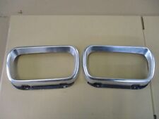 Ford Taunus P7 Blende Scheinwerfer ring Scheinwerferblende links rechts Set