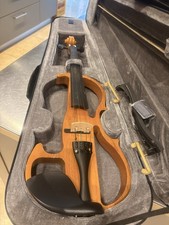 E-Geige/E-Violine 4/4 mit Bogen, Koffer, Kinnstütze
