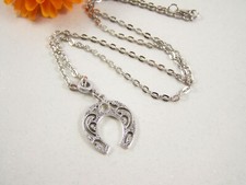 Halskette hufeisen Anhänger Pferde Reiten Verziert Geschenk Geburtstag Damen