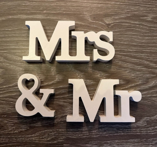Mrs holz schriftzug - mrs, &