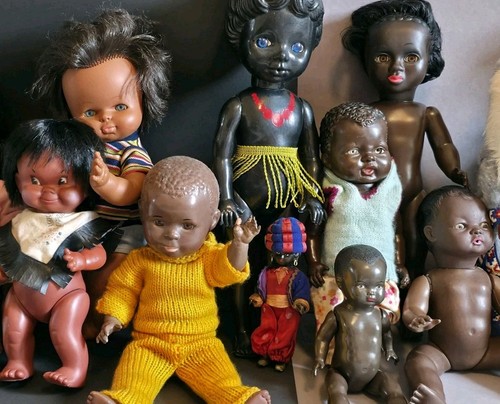Dunkelhäutige puppe - ,