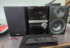 Das abgebildete Gerät ist eine Panasonic SA-PM52 Micro HiFi Anlage. Funktionen