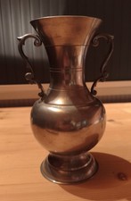 Vase aus Zinn mit 2 Griffen