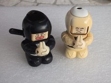 Vintage 2 alte NINJA Figuren Gas - Feuerzeuge  - PRINCE - Japan - MG 36