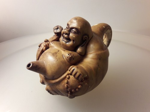 Lachender buddha als kanne - als,