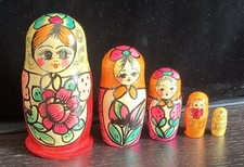 Russische Matrjoschka! Matroschka! Babuschka! 5 Holzpuppen.HANDGEMALT ALT&SCHÖN!
