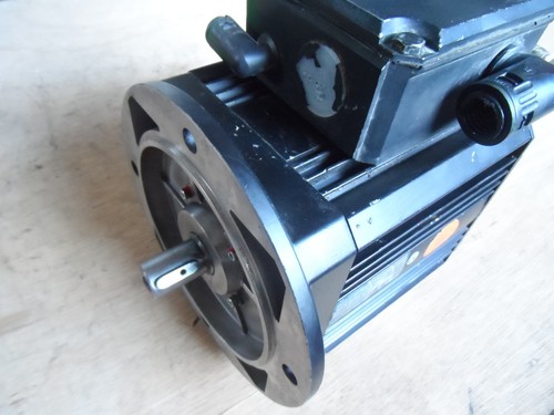 Baumüller servomotor - baumüller, ds