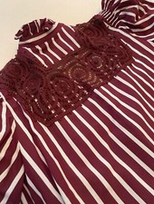 SANDRO PARIS  Streifenbluse mit Rüschenkragen 