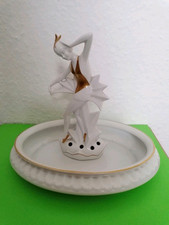Porzellanfigur mit Schale