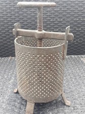 antike Kloßpresse aus