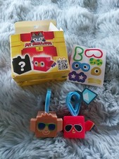 PET Simulator Mc Donalds Happy Meal Spielzeug 2024