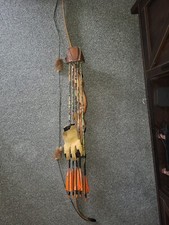 Rudi Weick Cobra Bogen mit Pfeilen 