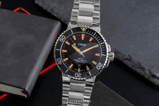 Oris Aquis Date Stahl