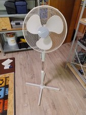 TZS First Austria 50W 40cm Standventilator mit Oszillation Weiß