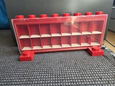 LEGO Vitrine für 16