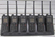 6 x MOTOROLA MTP850s  TETRA Netz  MTP 850 S  Mehrfachladestation Handfunkgerät