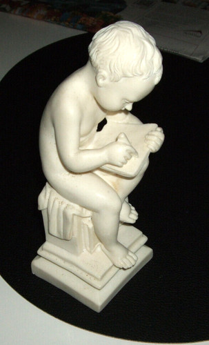 Skulptur buchleser sign g - skulptur,