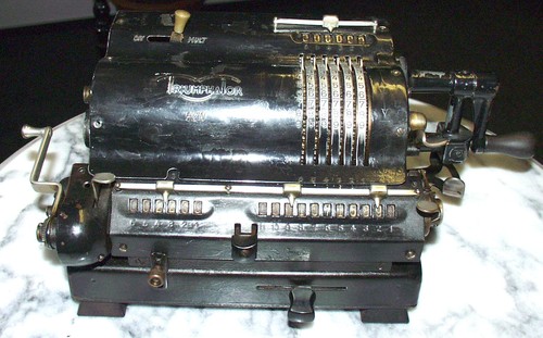 Rechenmaschine alte - rechenmaschine,