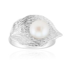 Anmutiger Perlenring aus