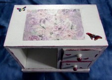 Schmuckschrank, Schmuckkästchen, Kosmetikbox, handmade, Vintage, Puppenschrank, 