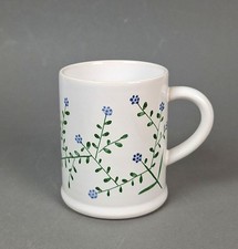 Bollhagen Henkelbecher, Form