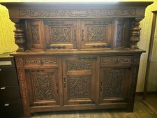 Antiker Schrank für ein Arbeitszimmer Aus Massivholz