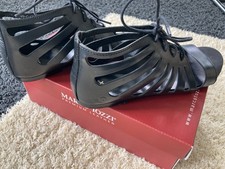 * neuw. * BRONX * Damen Leder-Sandalen * Schwarz * Gr. 39 passt auch 5,5 *