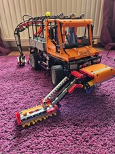LEGO Mercedes-Benz Unimog U 400 Technic (8110) mit Anbaugeräten