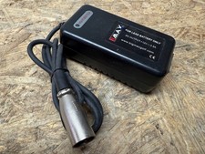 BIG MAX Ladegerät 12V für