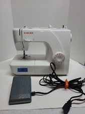 Singer Sewing Machine 1507