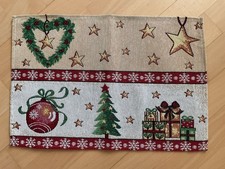 NEU! 4 wunderschöne Deckchen 4er Set Platzdeckchen 47 x 33 cm Weihnachten