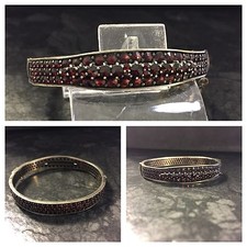 Antiker ovaler Granatarmreif