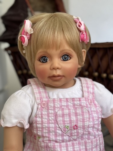 Künstlerpuppe mia gerlinde - mia,