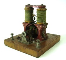 Antiker Dampfmaschinen Dynamo vor 1945