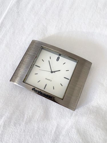 Kleine vintage uhr - kleine,