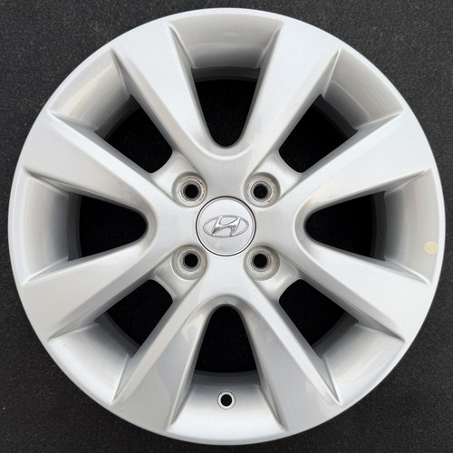 Top original hyundai i20 - top,
