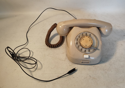 Ddr mid century tesla - mid,