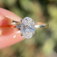 2,00 TCW ovaler Moissanit